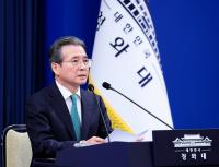 Kim Yong-beom Urges Chip Capital to Flow Into Future Industries