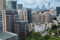 Big firms drive new incorporations as small businesses lead dissolutions