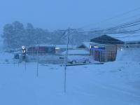 PEOPLE REMAIN TRAPPED IN SNOW DESPITE EARLY WARNING MESSAGES
