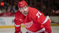 NHL News Roundup: Dylan Larkin trade on hold, Minnesota Wild still chasing Quinn Hughes and Chicago Blackhawks face RFA questions