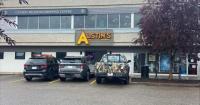 Calgary police investigating masked, armed robbery at restaurant in Canyon Meadows