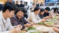 China’s high-tech consumers crave simplicity