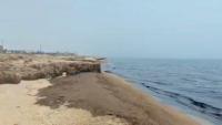Oil spill from grounded tanker reaches Oman’s coastline