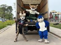 Milwaukee Bucks and Wisconsin Herd team up to help tornado victims in the Fox Valley
