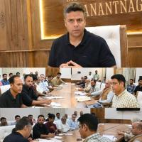 DC Anantnag reviews progress under Mission YUVA