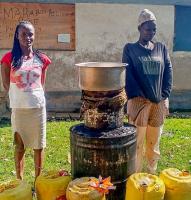 Police bust hidden chang’aa distilling den in Kisumu (PHOTO)