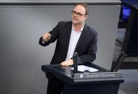 Green Party politician pushes for more Afghans in his city despite massive integration issues