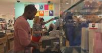 U.S. credit card debt reaches 1.26 trillion dollars, nearing all-time record