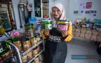 From Humble Beginnings To Overseas Markets: Mariyaton Kaftiah’s Torch Ginger Serunding Success
