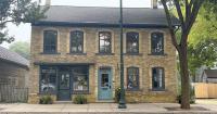 Bookstore flies back to Cedarburg for permanent stay