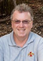 Longtime agriculture economics professor retires from ISU 
