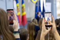 Prime Minister met with young people participating in Government and European Union public service internship program