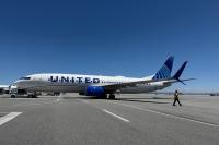 United adds 2 San Francisco routes, indefinitely postpones Chicago expansion