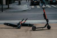 Iowa Cities Rethink Street Rules as E-Bikes and Scooters Spread