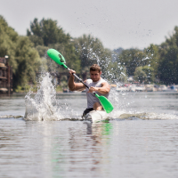 Ottawa’s Ryan Naroditsky makes waves in sprint kayaking