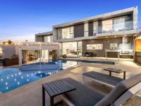 Expat buyers pounce on Highton trophy home