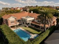 Let’s rock! Mansion with ‘concert hall’ and wellness retreat for sale