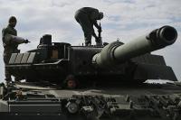 Ukraine Gives Armored Crews Attacker's View: OWL-APC Codified With FPV-Goggle Defense