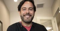 Flagstaff’s Scott Seaman -- actor, singer, musician and dentist -- is a modern Renaissance man