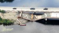 3 injured as Old Town bridge that's under construction collapses into river