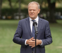 Poland thwarts alleged Kremlin plot to assassinate US-Ukrainian national, Tusk says