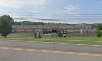 7th-grade student stabs teacher at Virginia middle school