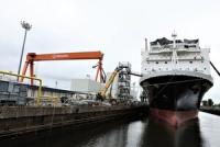Trump Eases Ban on Overseas Warship Construction