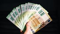 Funds available to businesses rose 1.9% to €3bn in Q1