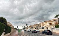 Spain faces intense weekend storms and cooler air moves in and government warns of storms, hail and wind