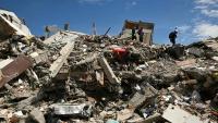Colombia vows to keep searching for hundreds missing after quake