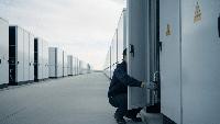 America plugged in 57.6 gigawatt-hours of new grid batteries in a single year, and the factory investment that powered the record came straight from the electric-vehicle industry’s biggest strategic pivot