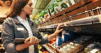 Grocery workers rely heavily on Medicaid, SNAP: report