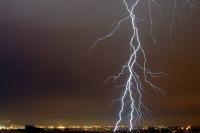 Environment Canada warns of gusts, hail amid thunderstorm strikes in Metro Vancouver