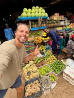 Traveltomtom Explores Wuse Market, Showcases The Warmth Of Abuja To Global Audience