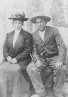 CENTRAL OREGON HISTORY: Pioneer wife of ferry king settles near Warm Springs