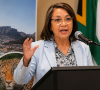 De Lille wants cheaper holidays as South Africa looks to boost domestic tourism