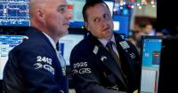 U.S. stocks weaken on disappointing retail sales, consumer confidence