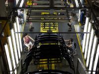 Canadian manufacturing sales surged to record level in second quarter, despite tariffs