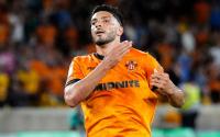 Raul Jimenez’s late penalty seals share of spoils for Wolves against Blackburn