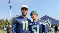 Seahawks help Tacoma teen battling kidney disease, with wish of meeting favorite player