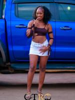 These stunning waitresses at a popular club in Kisumu have caused a buzz with their bold outfits - Wanaume Mtajenga Kweli? (PHOTOs)