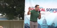 Iowa State Fair Soapbox: Mitchell, Lahn address fairgoers