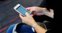 Kansas Students Forced to Put Cell Phones in Lockers at School