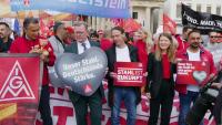 IG Metall union and works council toast brutal cuts at German steel plant