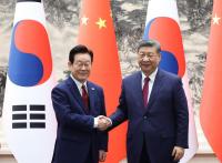 Xi congratulates Lee on 78th anniv. of S. Korean government's establishment