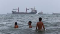Iran calls on US to accept defeat over Strait of Hormuz