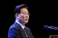 South Korea’s president wants talks with North to end Korean War