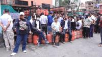 Nepal Oil Corporation Distributes LP Gas at Five Locations Amid Shortage