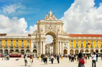 PSP denies police shortage in Lisbon’s Baixa and backs crackdown on ‘fake drugs’