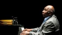 City of Montreal invites public to pay respects to jazz icon Oliver Jones